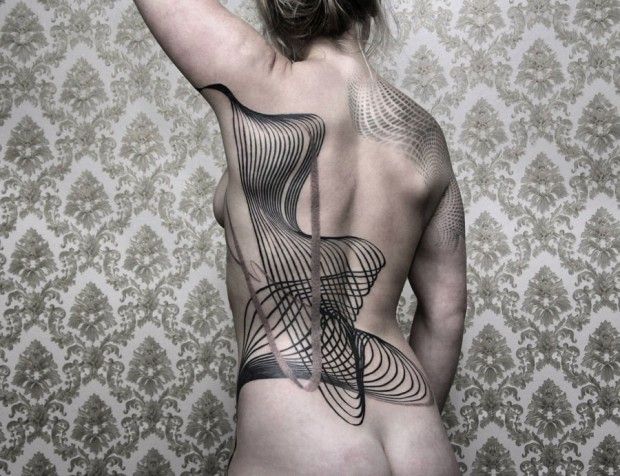 Tatuaje de Chaim Machlev considerado uno de los mejores tatuadores del mundo