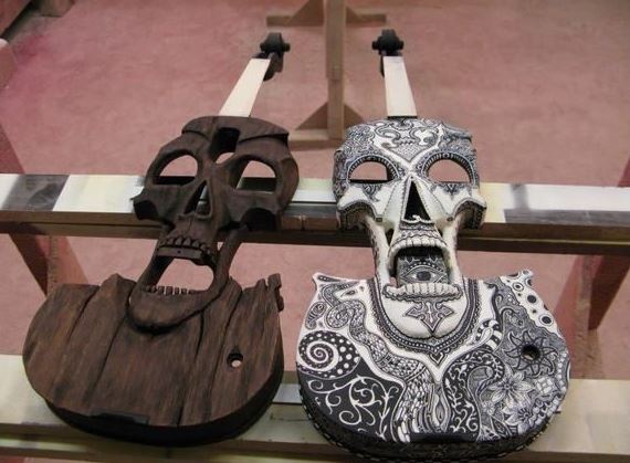 violin electrico moderno calaveras