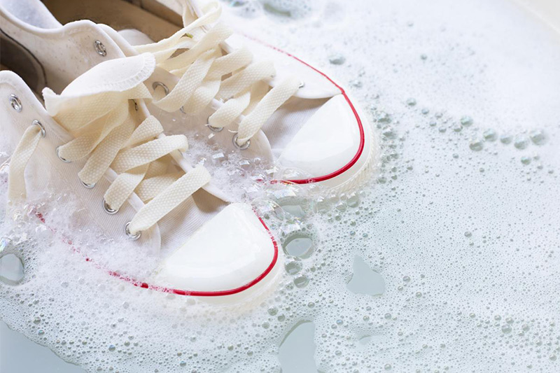 Los 4 Mejores Limpiadores de Zapatillas ️ ¡Guía! ️